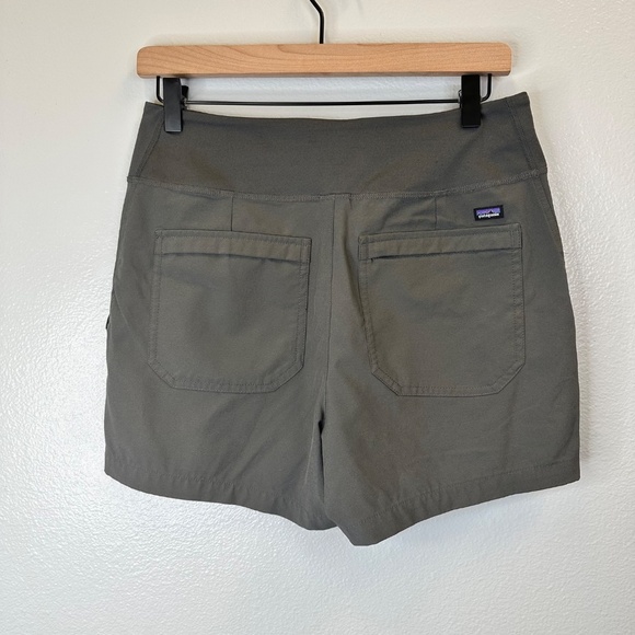 Patagonia Gray Happy Hike Shorts size Small - Picture 2 of 6
